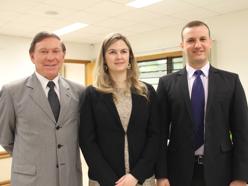 EXECUTIVO PARTICIPA DE POSSE DE NOVOS JUÍZES TITULARES DA COMARCA DE TRÊS D